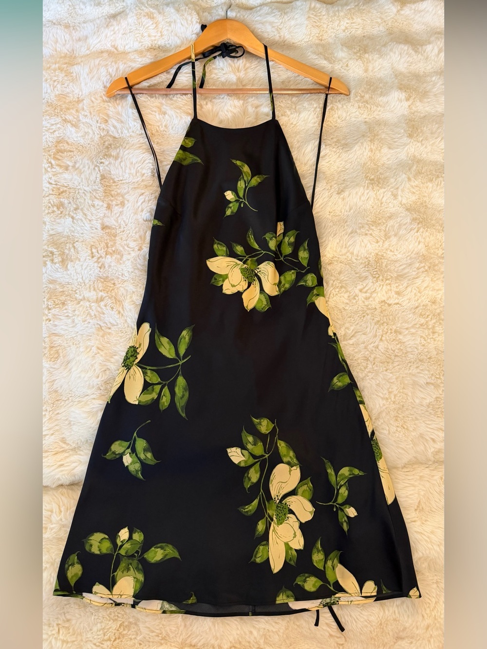 Reformation Jennis Silk Dress In Mood For Love, NWOT, NEVER WORN, NO FLAWS. - Picture 11 of 15